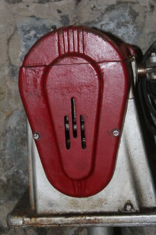 VINTAGE Red Devil Paint Conditioner/Shaker 7