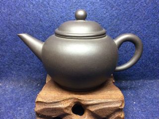 Chinese Old Yixing Zhi Ni Hei Sha (black Clay) Shui Ping Teapot Year 80s