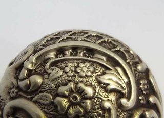 LOVELY DECORATIVE ENGLISH ANTIQUE VICTORIAN 1897 SOLID STERLING SILVER PILL BOX 6