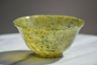 ANTIQUE HAND CARVED CHINESE SPINACH GREEN NEPHRITE JADE BOWL 2