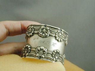 Sterling Tiffany & Co.  Makers Repousse Napkin Ring 1903 Sea Shell Tips Ribbons