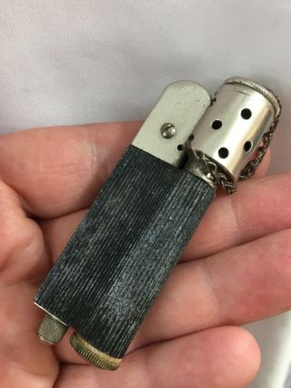 Vintage KASCHIE K8 Pocket Lighter With Key Turned Flint Wheel 2