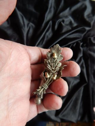 MAGNIFICENT ANTIQUE VICTORIAN FLOWER VASE PIN BROOCH Silver and Gold 5