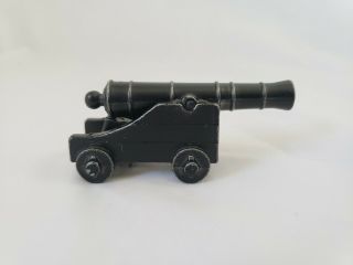Vintage Cast Metal Penncraft Cannon Figure Mt.  Penn Pa 3” Black
