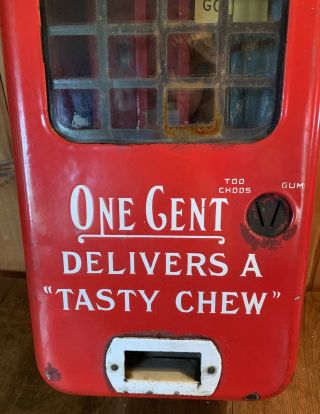 VINTAGE PULVER CHEWING GUM ONE CENT VENDING MACHINE RED ENAMEL WITH BLUE COP NR 10