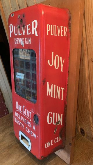 VINTAGE PULVER CHEWING GUM ONE CENT VENDING MACHINE RED ENAMEL WITH BLUE COP NR 7