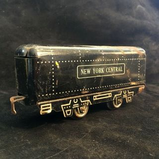 (a) Vintage Tin Toy Train Car Marx York Central Black Train Car Tin Toys