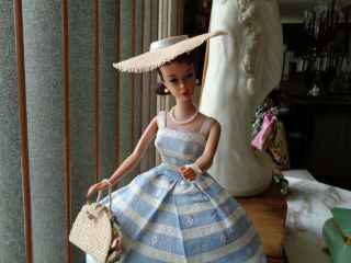 Vintage Ponytail Barbie In " Suburban Shopper " 969.