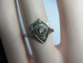 VINTAGE WOMEN ' S 1930s 10K SOLID GOLD RING W/ SHIELD DESIGN AND NATURAL DIAMOND 3