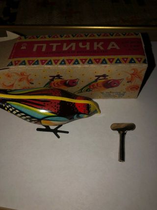 Vintage Soviet Belarus Wind - Up Mechanical Little Bird Pecking Cock Toy