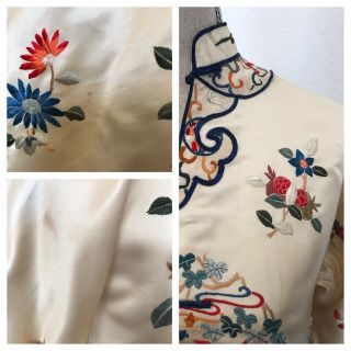1930s VTG Antique Hand Embroidered Chinese Silk Jacket Robe Cream Floral Print 5