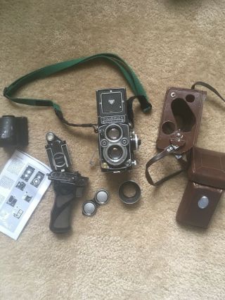 Vintage ROLLEIFLEX 3.  5F Camera with Accessories - In 4