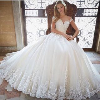 Vintage A Line White Ivory Wedding Dress Lace Appliques Tulle Bridal Ball Gown
