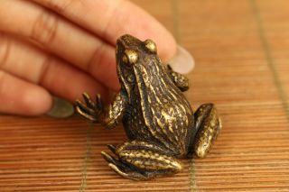 Rare Chinese Old Bronze Hand Carving Frog Statue Figure Fortune Gift Table Deco