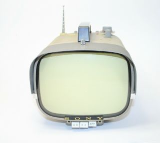 1961 ICONIC SONY 8 - 301 FIRST TRANSISTOR TELEVISION VINTAGE - 4