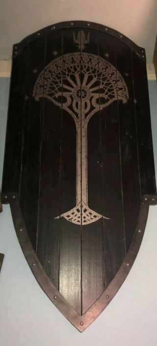 Lotr Gondorian Infantry Shield United Cutlery Extremely Rare Pre - Owned