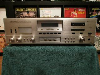 REALISTIC STA - 2200 Digital AM/FM Stereo Receiver LΩΩK (Vintage) 2