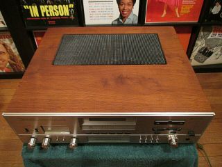 REALISTIC STA - 2200 Digital AM/FM Stereo Receiver LΩΩK (Vintage) 7
