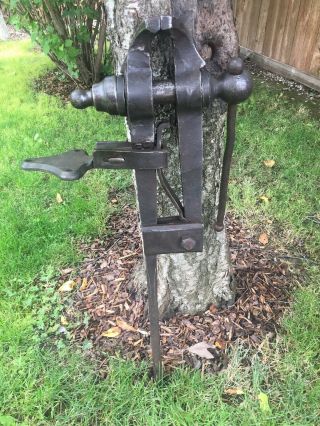 Antique Vintage Blacksmith Post Vise Tool 5 " Jaw,  8 " Opening,  58 Pounds 40” Leg