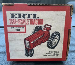 1/16 Hard To Find Vintage Tru Scale 890 Tractor W/ Box 2