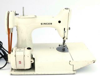 Vintage 1964 Singer 221k WHITE Featherweight Sewing Machine GB 4 Restoration 5