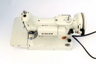Vintage 1964 Singer 221k WHITE Featherweight Sewing Machine GB 4 Restoration 7