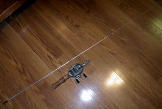 Vintage Stream Liner Fishing Reel With Square Steel Rod 1940 