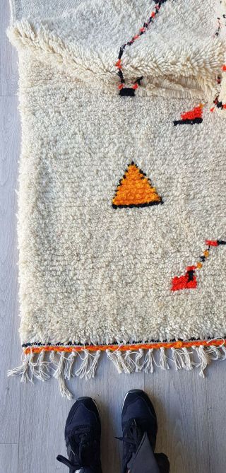 azilal rug,  vintage Moroccan rug beni ourain carpet,  wool rug 5