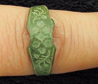 Ancient Roman Bronze Finger Ring Metal Detector Found Circa 100 Ad (999)