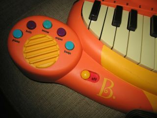 Kids or Child ' s keyboard Meowsic cat themed and shaped keyboard; w/mic 4