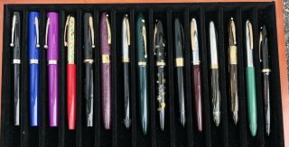 Thirty (30) Vintage/Semi - Modern Sheaffer and Parker Fountain Pens 12