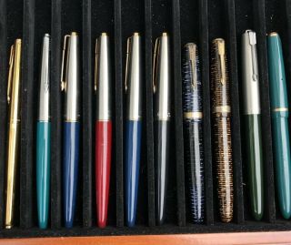 Thirty (30) Vintage/Semi - Modern Sheaffer and Parker Fountain Pens 6