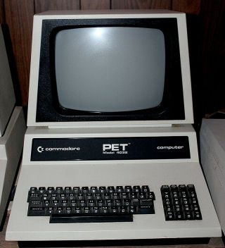 Vintage Commodore Computer Pet 4032 - -