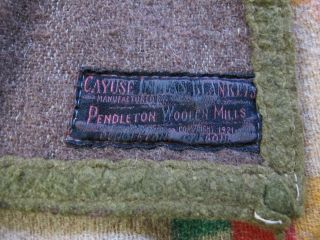 Vintage 1930 ' s PENDLETON CAYUSE INDIAN Wool Blanket,  Label,  69 