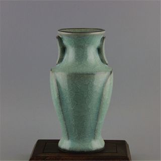 Chinese Old Marked Guan Kiln Celadon Ice Crackle Glaze Two - Ear Porcelain Vase