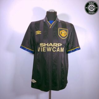 CANTONA 7 Manchester United Vintage Umbro Away Football Shirt 1993/95 (M) 2