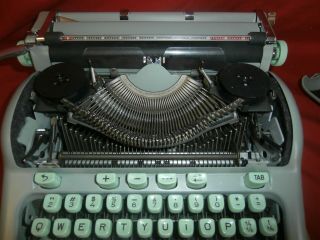 Vintage Hermes 3000 Portable Pica Typewriter With Case Switzerland 3