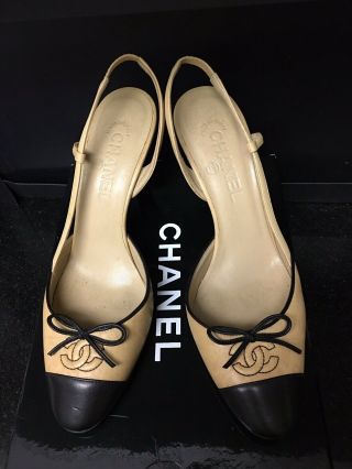 Chanel100 Authentic Vtg Black/ Beige,  Logo Leather Sling Backs Heels Sz 38