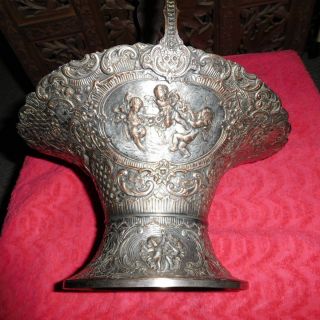 ANTIQUE SILVER PLATED VICTORIAN WEDDING BRIDE ' S BASKET CHERUB RESPOUSSE 2