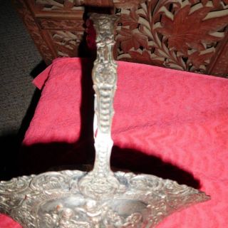 ANTIQUE SILVER PLATED VICTORIAN WEDDING BRIDE ' S BASKET CHERUB RESPOUSSE 8