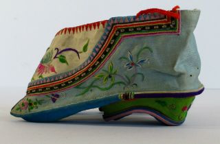 1920s Chinese LOTUS SHOES Womens Bound Feet Embroidered Silk Antique China Foot 5
