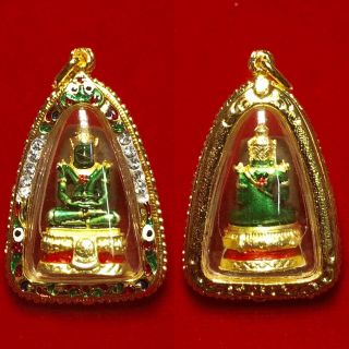 Real Thai Amulet Phra Emerald Buddha Wat Prakaew Gold Case Gem Pendant Necklace