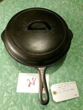 Vintage Griswold 777 - A Cast Iron Chicken Fryer With Small Logo 1098 Lid Flat