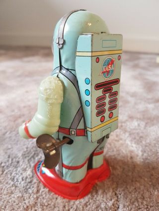 Vintage Shudo Japan Wind Up Apollo NASA Space Man Robot Tin Toy 1960 ' s 4