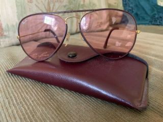 Vintage 1980’s Ray - Ban Bausch & Lomb Maroon Leather With Origional Case