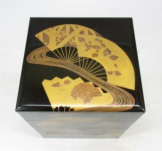 H860 Japanese tier of really old lacquered boxes JUBAKO with wonderful fan MAKIE 2