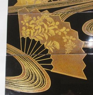 H860 Japanese tier of really old lacquered boxes JUBAKO with wonderful fan MAKIE 7