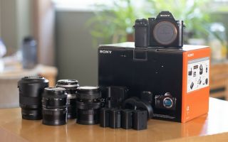 Sony A7 Body W/ 28 - 70mm,  Vintage Lens Bundle (50mm F1.  4,  50mm F1.  8,  24mm F2.  8)