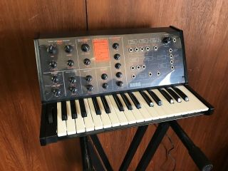 Korg Ms - 10 Ms10 Vintage Analog Synthesizer W/ Case,  Patch Cables