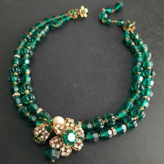 Signed Demario Vintage Emerald Glass Bead Necklace Flower Crystal Gold Tone H52